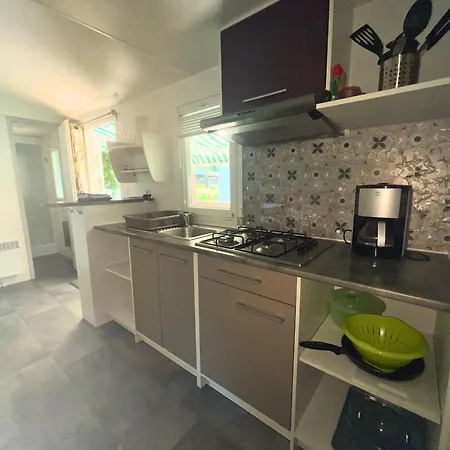 Mobil-home Ensoleille Pour 4 Proche Europa-park *