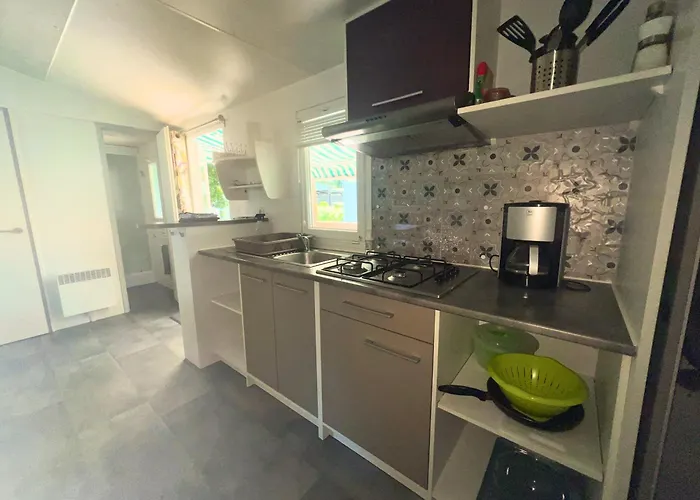 Mobil-home Ensoleille Pour 4 Proche Europa-park *